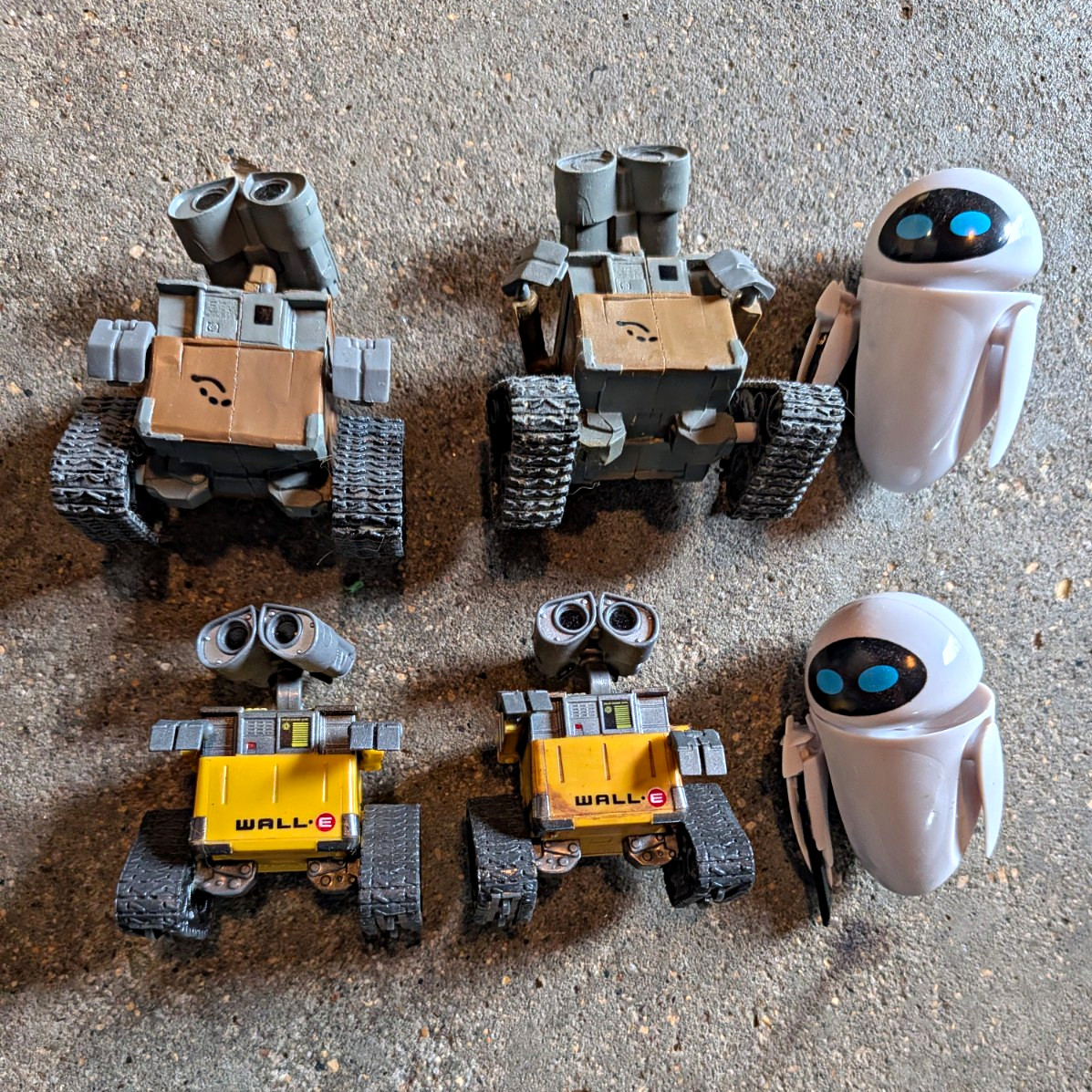 Disney Pixar WALL-E Lot Disney Pixar WALL-E Lot