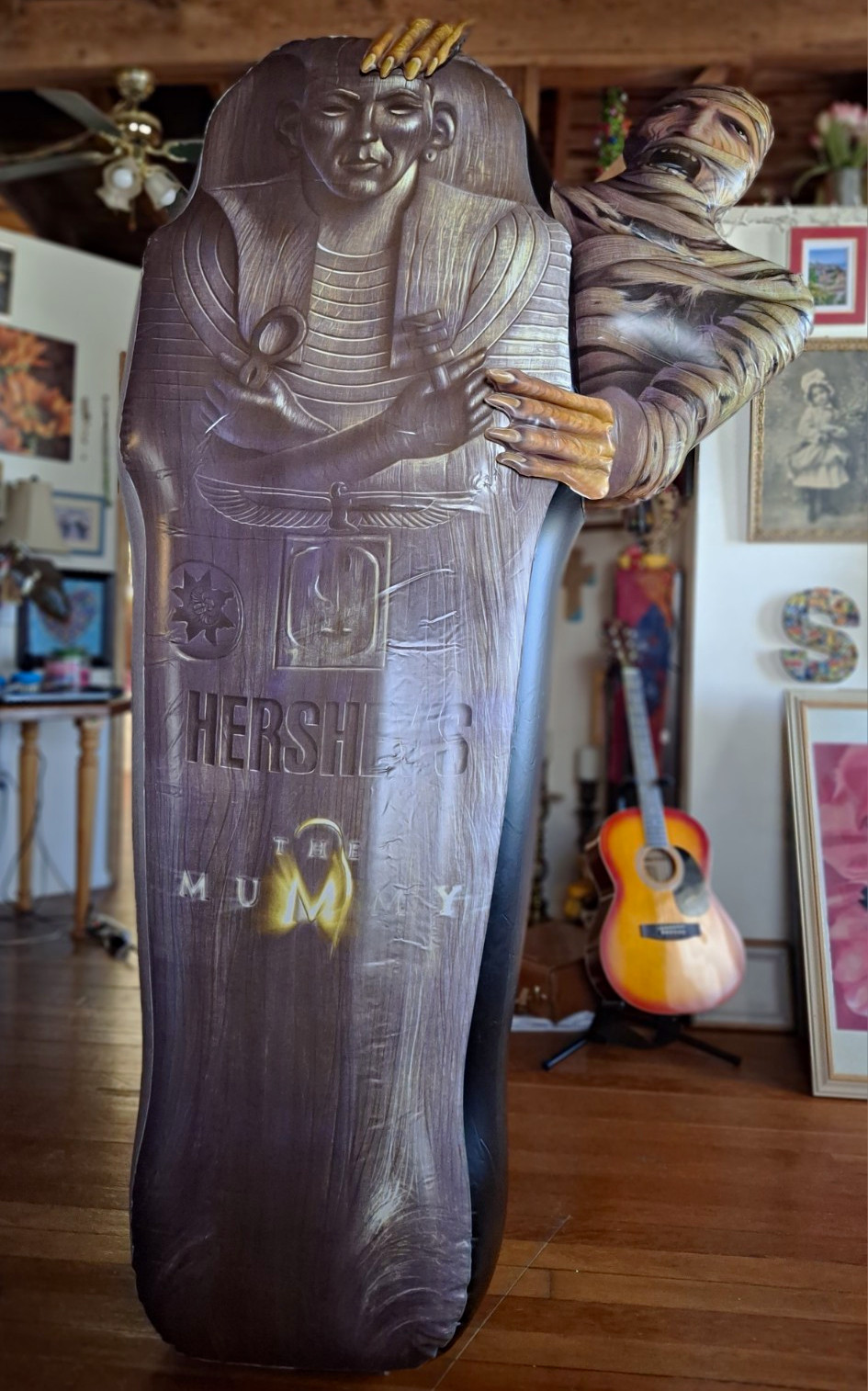VINTAGE 1999 Hershey's The Mummy Movie Promo Inflatable Sarcophagus 7FT RARE VINTAGE 1999 Hershey's The Mummy Movie Promo Inflatable Sarcophagus 7FT RARE