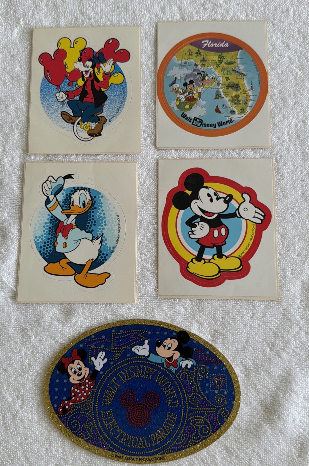 VINTAGE 1980s WALT DISNEY PRODUCTIONS LOT 4 STICKERS MICKEY DONALD Mouse Club VINTAGE 1980s WALT DISNEY PRODUCTIONS LOT 4 STICKERS MICKEY DONALD Mouse Club