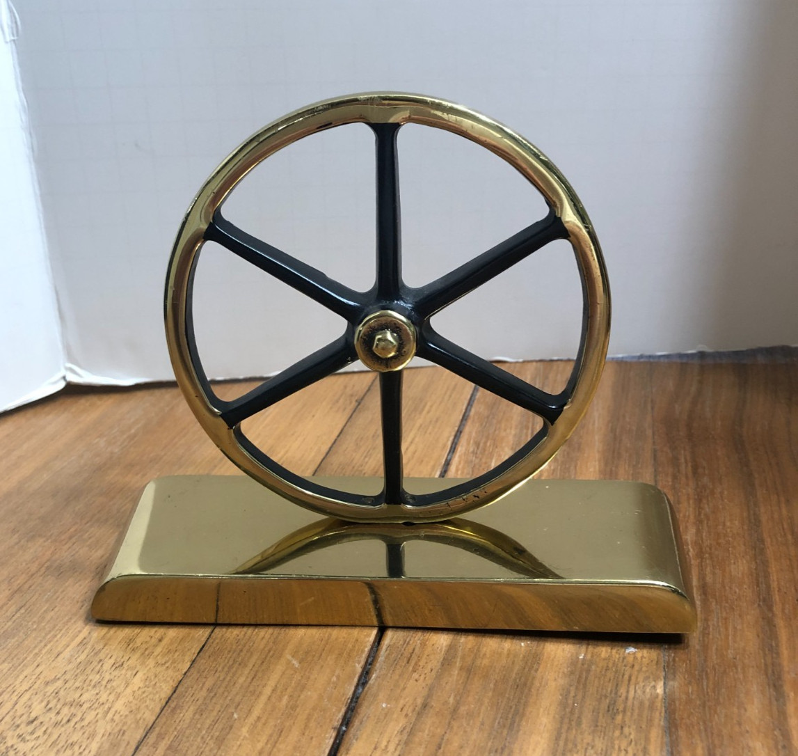 Pair Virginia Metal Crafters Black & Polished Brass Wagon Wheels Bookends