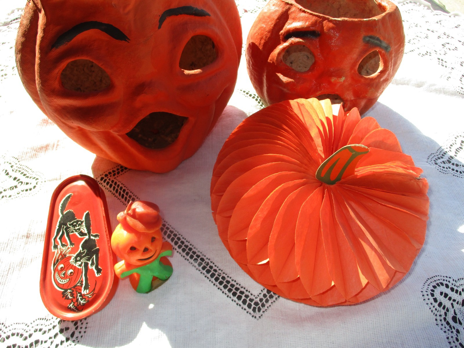 HALLOWEEN COLLECTION VINTAGE ITEMS 1920-1940S