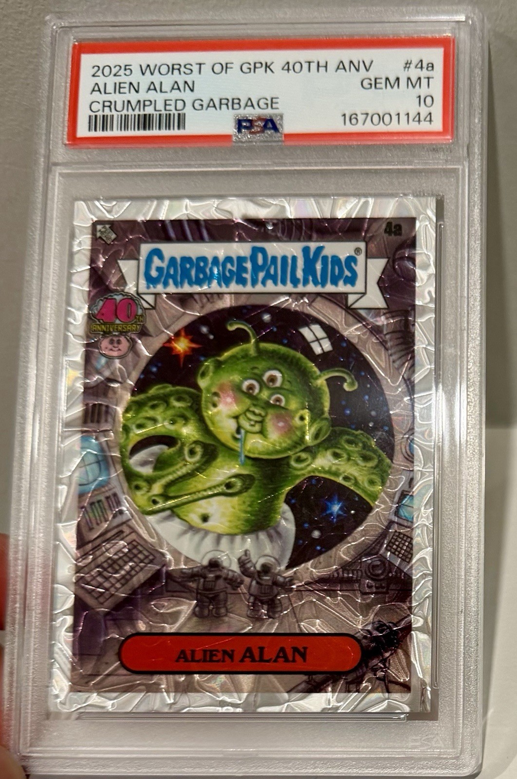 2025 Topps Worst Of GPK 40th Anniversary Alien Alan #4a Case Hit Crumpled PSA 10 2025 Topps Worst Of GPK 40th Anniversary Alien Alan #4a Case Hit Crumpled PSA 10