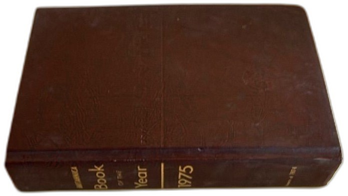 1975 Encyclopedia Britannica Book Of The Year Hardback Annual Reference Volume