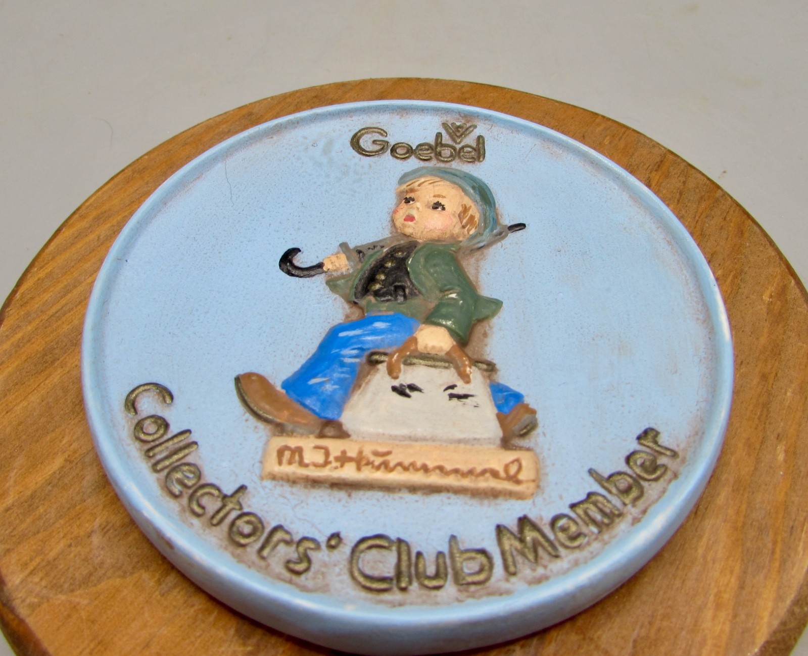 1976 Goebel Collectors Club Member 4" Round