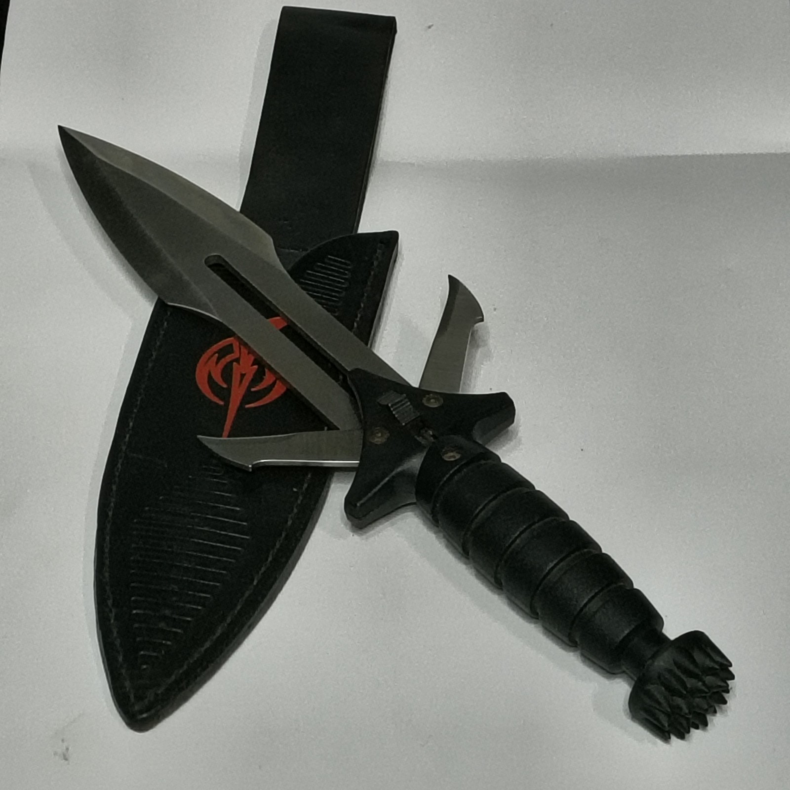 Vintage USA United Cutlery UC726 Phoenix Star Trek Klingon Dagger Knife & Sheath Vintage USA United Cutlery UC726 Phoenix Star Trek Klingon Dagger Knife & Sheath