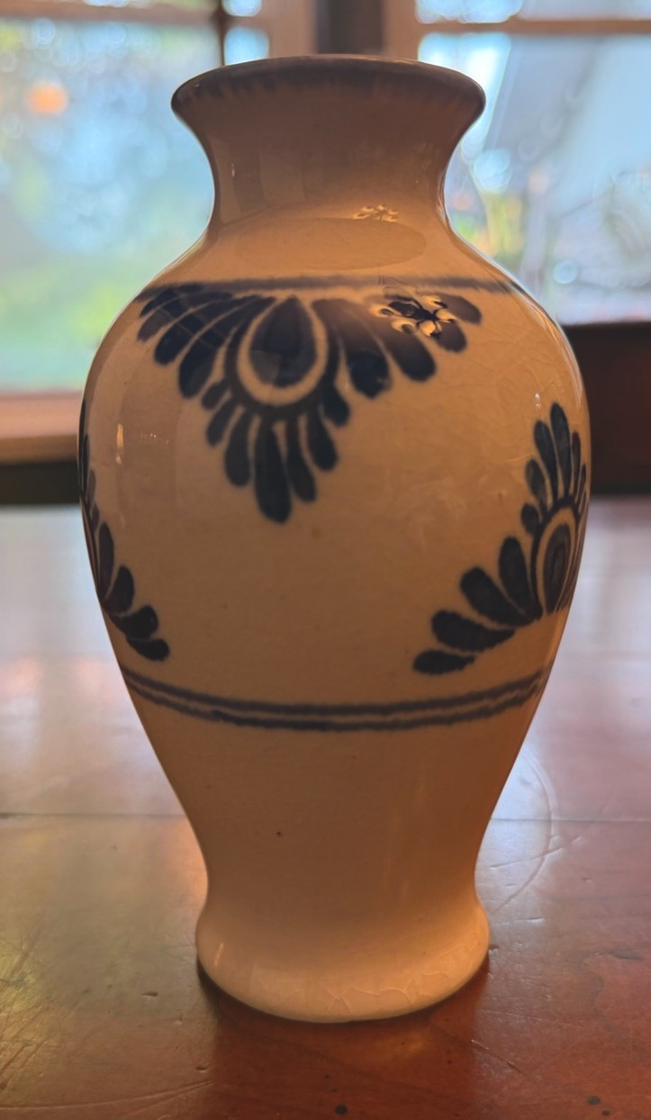 Vintage Delft Blue Style Ceramic Bud Vase Hand Painted Floral Pattern 4.5" Small