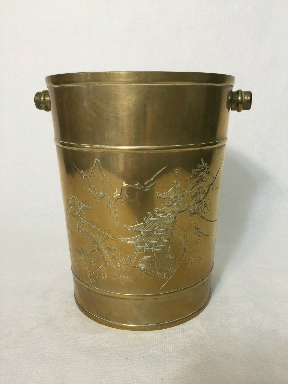 Vintage Japanese Heavy Brass Etched Pot with/Handle Vintage Japanese Heavy Brass Etched Pot with/Handle