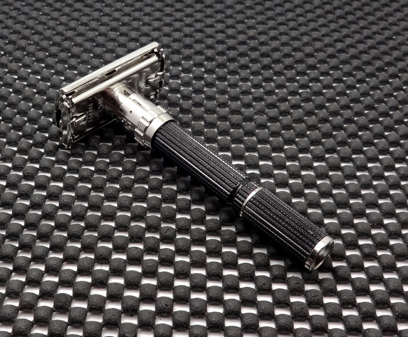 Vintage 1973 Gillette Super Adjustable 1-9 DE Safety Razor T1 Clean Vintage 1973 Gillette Super Adjustable 1-9 DE Safety Razor T1 Clean
