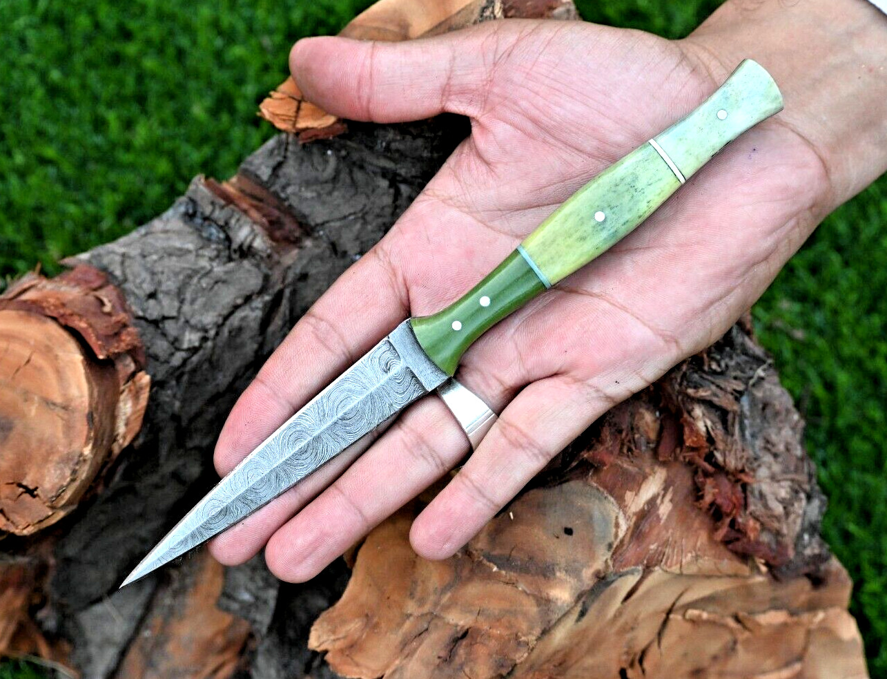Custom Made Damascus Hunting Boot Knife /Hand Forged Damascus Steel 1384
