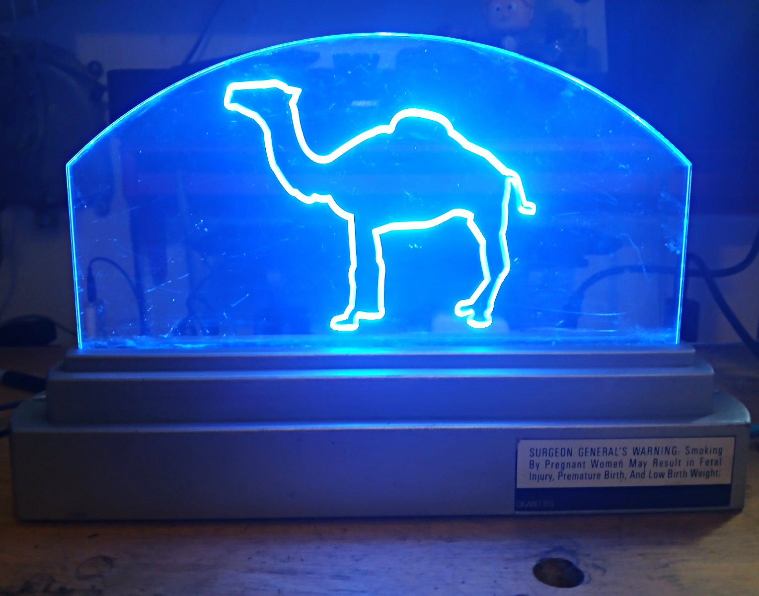 Camel Horeca Edge Lighted Glorifier 2008 (1) RJRT #666653 Neon blue/white. Camel Horeca Edge Lighted Glorifier 2008 (1) RJRT #666653 Neon blue/white.