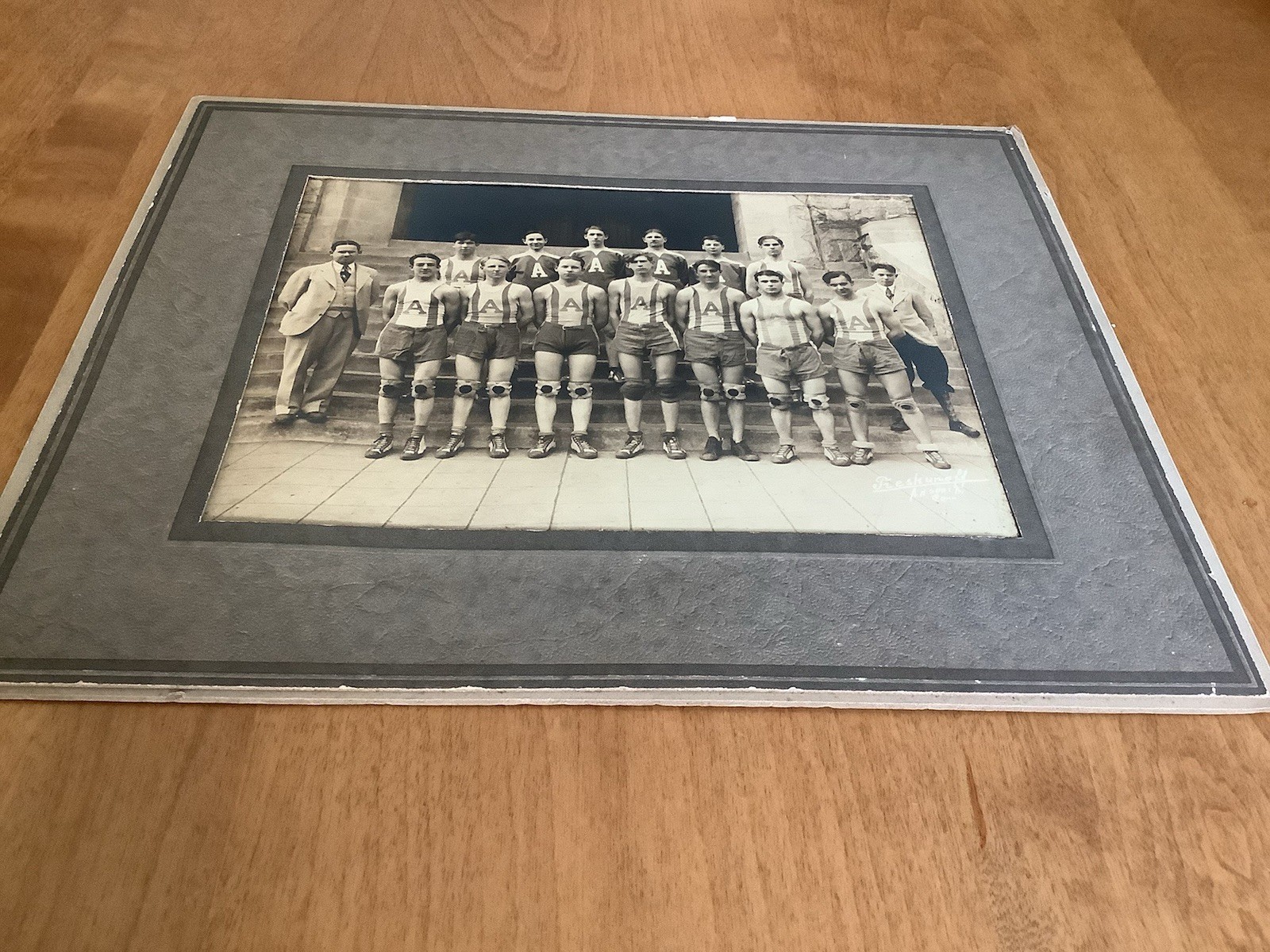 Vtg 1930”s ANSONIA CT AHS High School Basketball Team Photo EXCELLENT Vtg 1930”s ANSONIA CT AHS High School Basketball Team Photo EXCELLENT