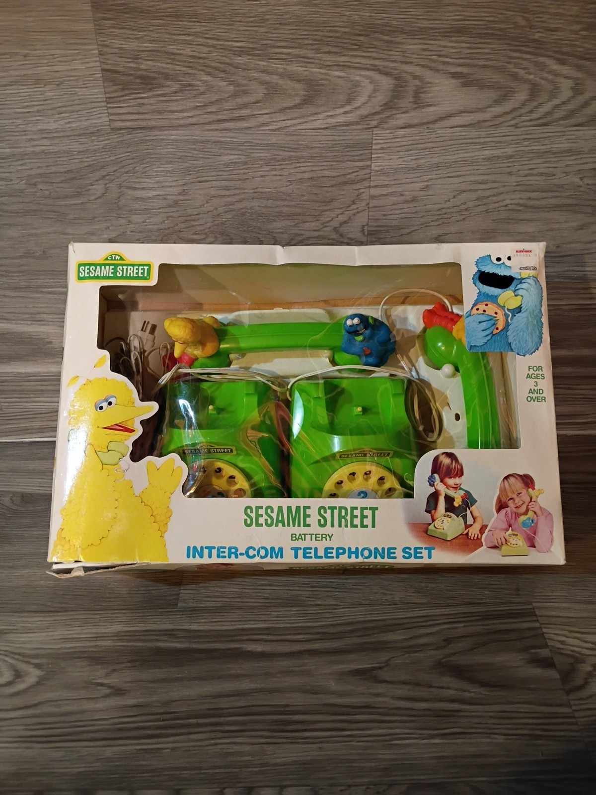 VINTAGE 1985 SESAME STREET Battery Inter-Com Telephone Set in BOX RARE BIG BIRD VINTAGE 1985 SESAME STREET Battery Inter-Com Telephone Set in BOX RARE BIG BIRD