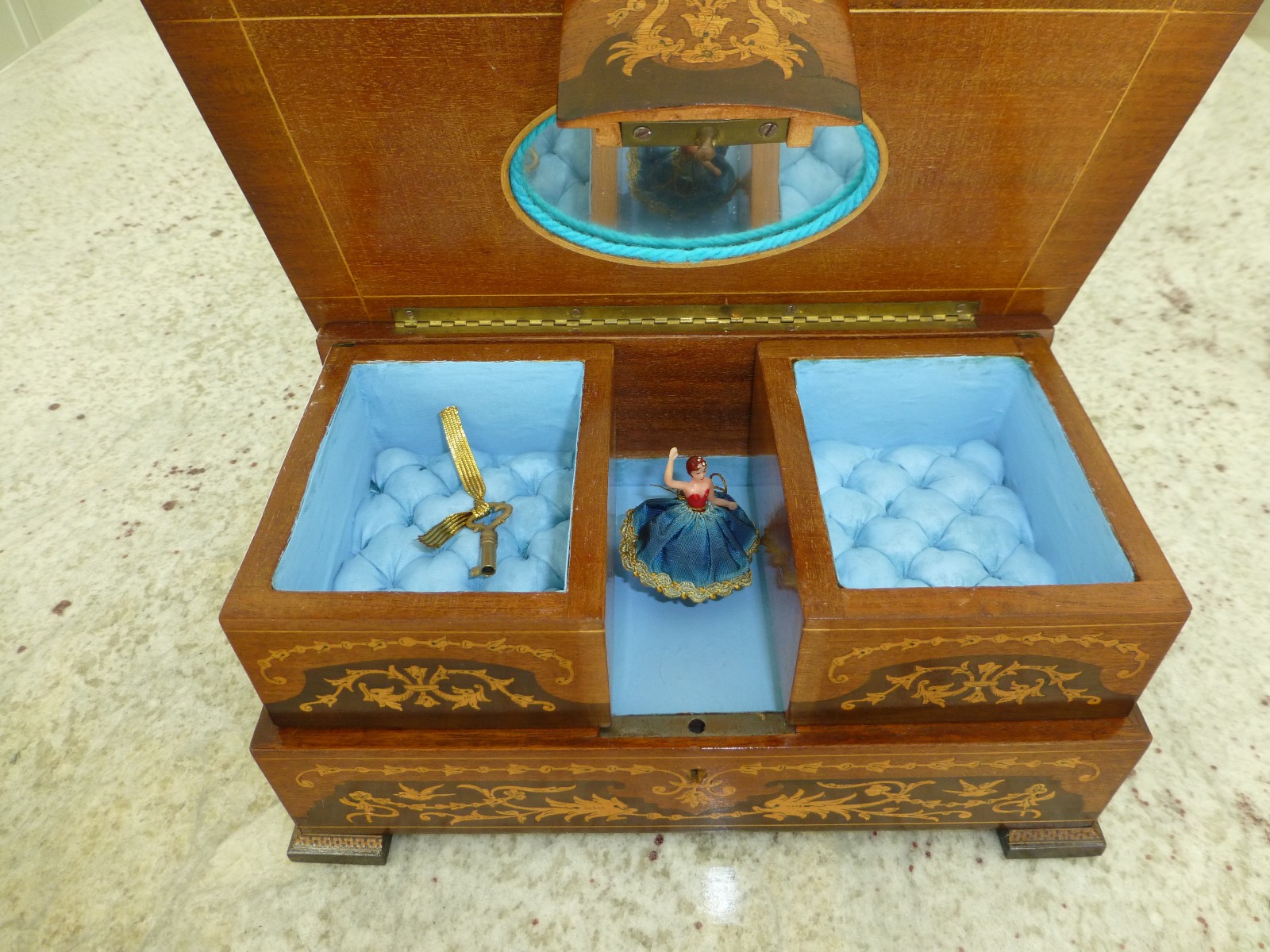 Vintage Swiss Reuge Dancing Ballerina Musical Jewelry Box Automaton (See Video) Vintage Swiss Reuge Dancing Ballerina Musical Jewelry Box Automaton (See Video)