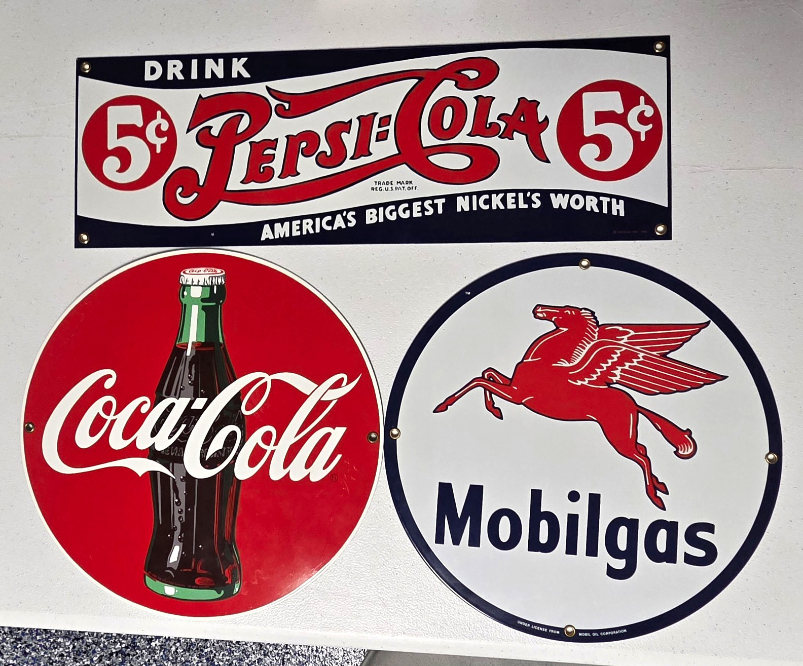 Lot of 3 Vintage Ande Rooney Porcelain Enamel Signs Mobilgas Coca Cola Pepsi Lot of 3 Vintage Ande Rooney Porcelain Enamel Signs Mobilgas Coca Cola Pepsi