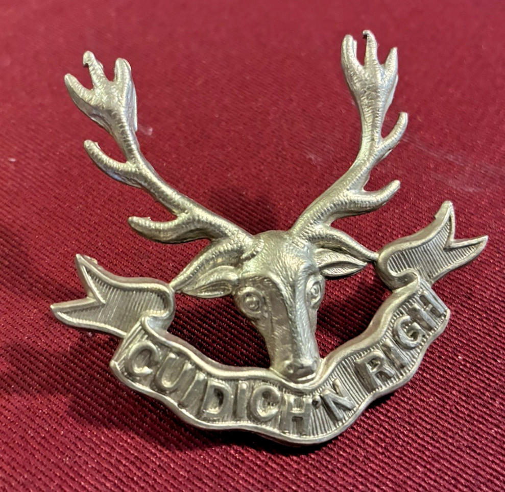 VINTAGE BRITISH SEAFORTH HIGHLANDERS CAP BADGE - HAT BADGE w PRONGS/LOOPS VINTAGE BRITISH SEAFORTH HIGHLANDERS CAP BADGE - HAT BADGE w PRONGS/LOOPS