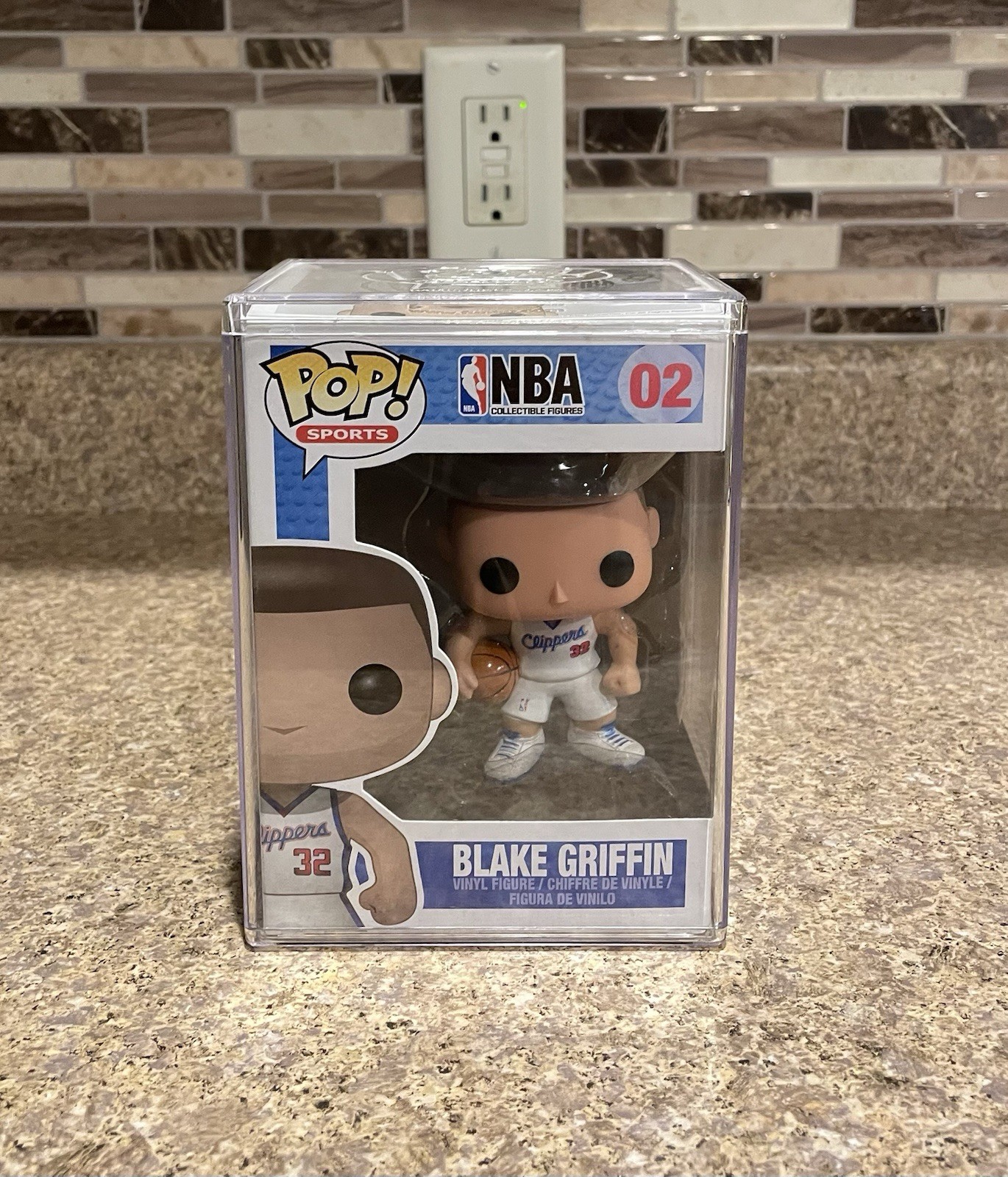 Funko POP Sports NBA Blake Griffin #2 Vinyl Figure w/ Hard Protector Funko POP Sports NBA Blake Griffin #2 Vinyl Figure w/ Hard Protector