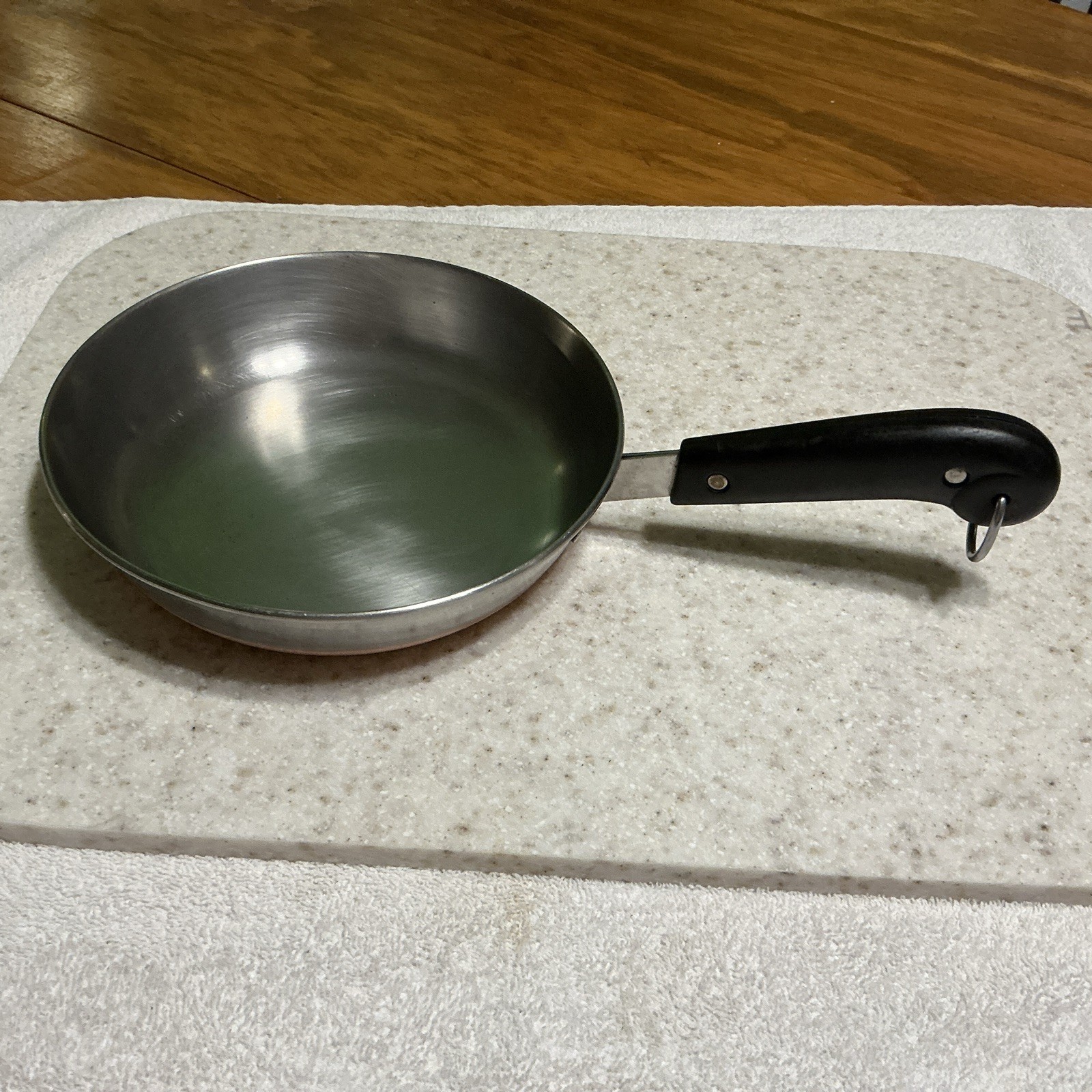 Vintage 1801 Revere Ware 8" Skillet Frying Pan Copper Bottom No Lid Vintage 1801 Revere Ware 8" Skillet Frying Pan Copper Bottom No Lid