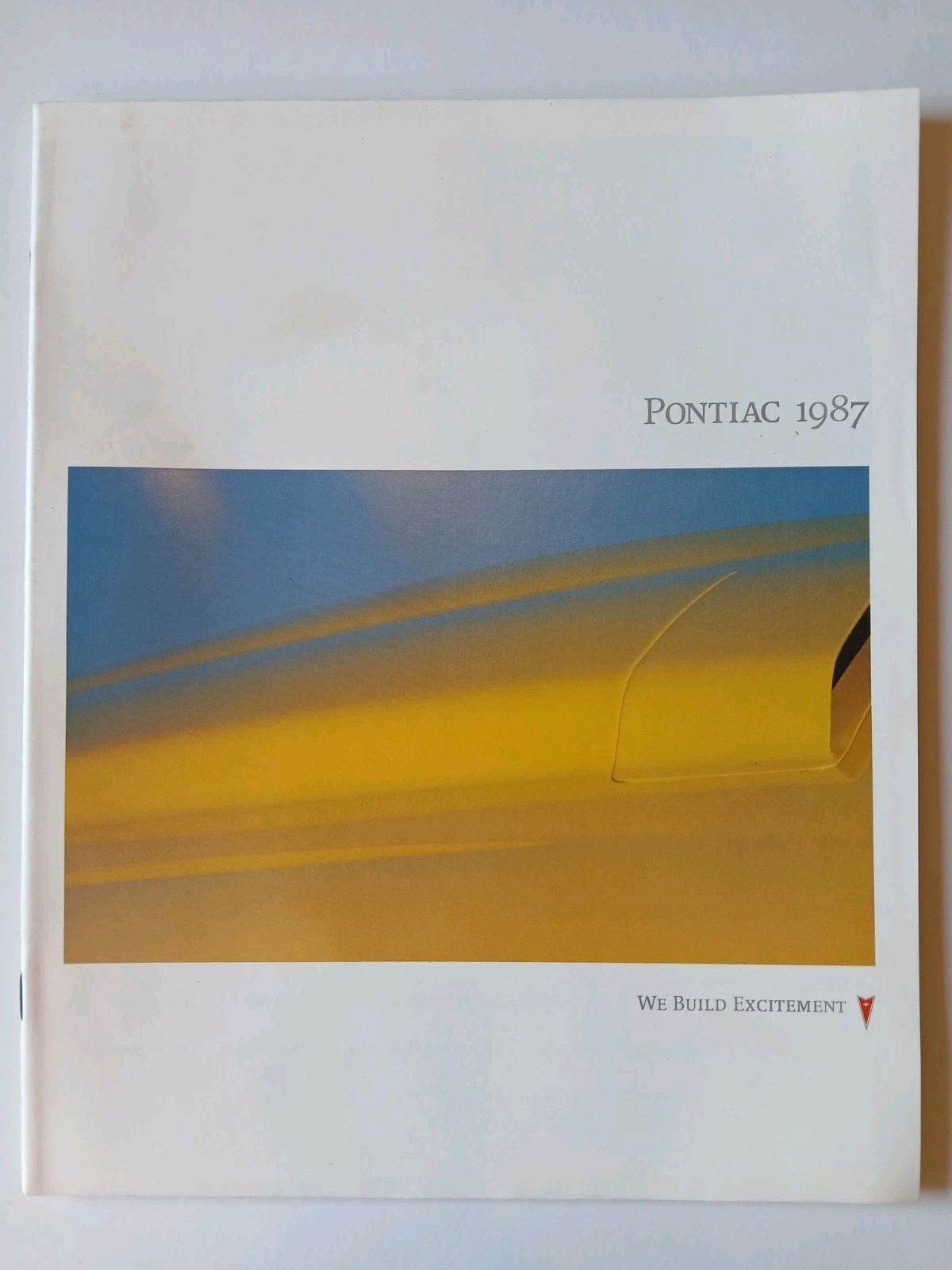 1987 Pontiac Dealer Sales Brochure 35 Pages GM Fiero Trans Am Bonneville GrandAm 1987 Pontiac Dealer Sales Brochure 35 Pages GM Fiero Trans Am Bonneville GrandAm