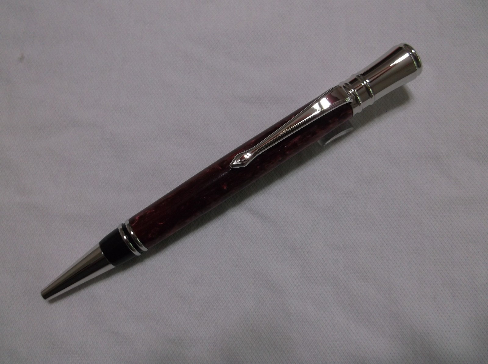 Handmade Red Granite Acrylic Executive Style Twist Pen