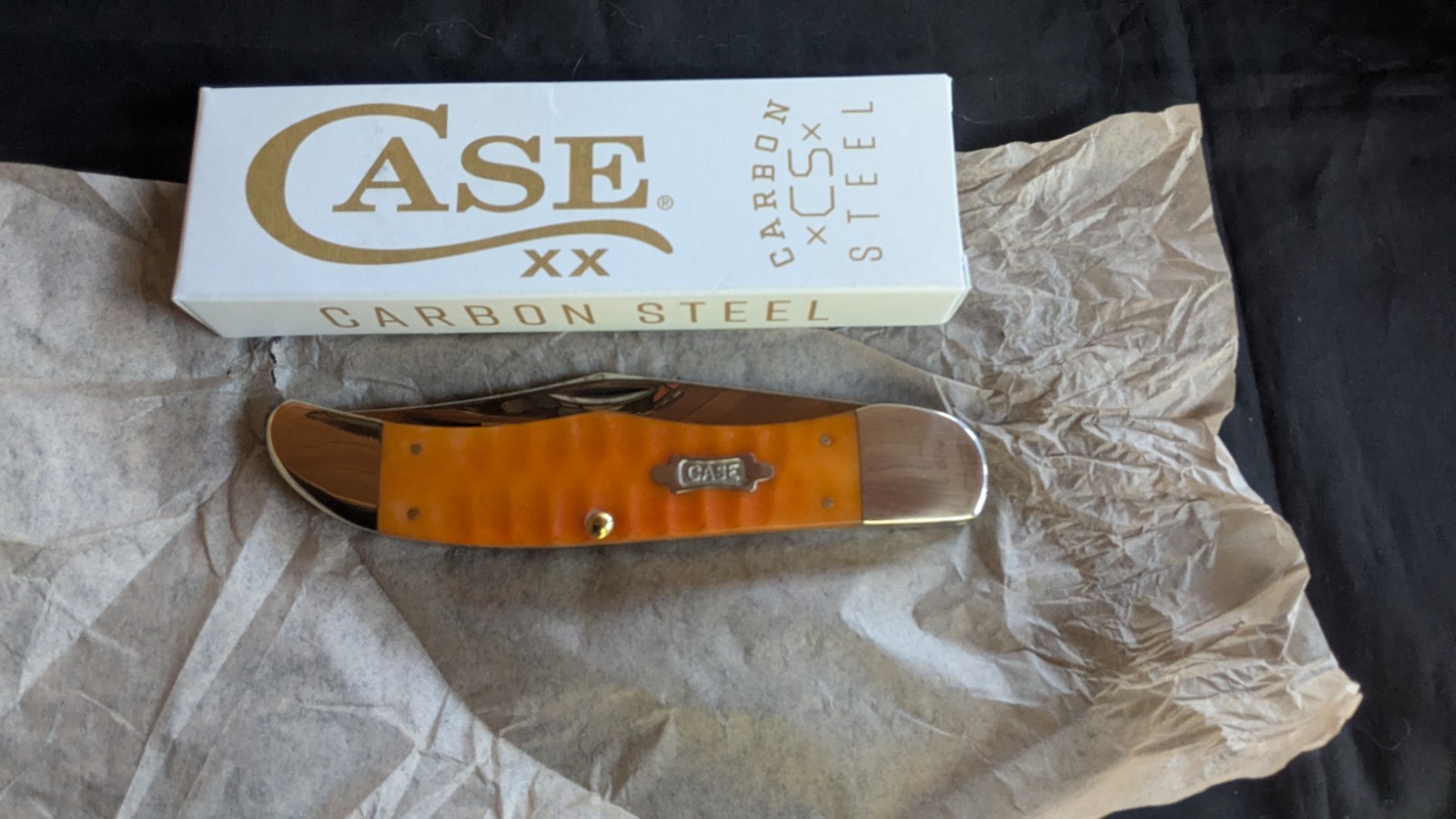 Case XX Folding Hunter Gator Persimmon Orange 38073 Carbon Steel Knife New IOB Case XX Folding Hunter Gator Persimmon Orange 38073 Carbon Steel Knife New IOB