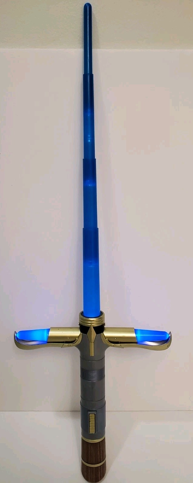 RARE Star Wars Stellan Gios Disney Parks Galaxys Edge Build Your Own Lightsaber RARE Star Wars Stellan Gios Disney Parks Galaxys Edge Build Your Own Lightsaber