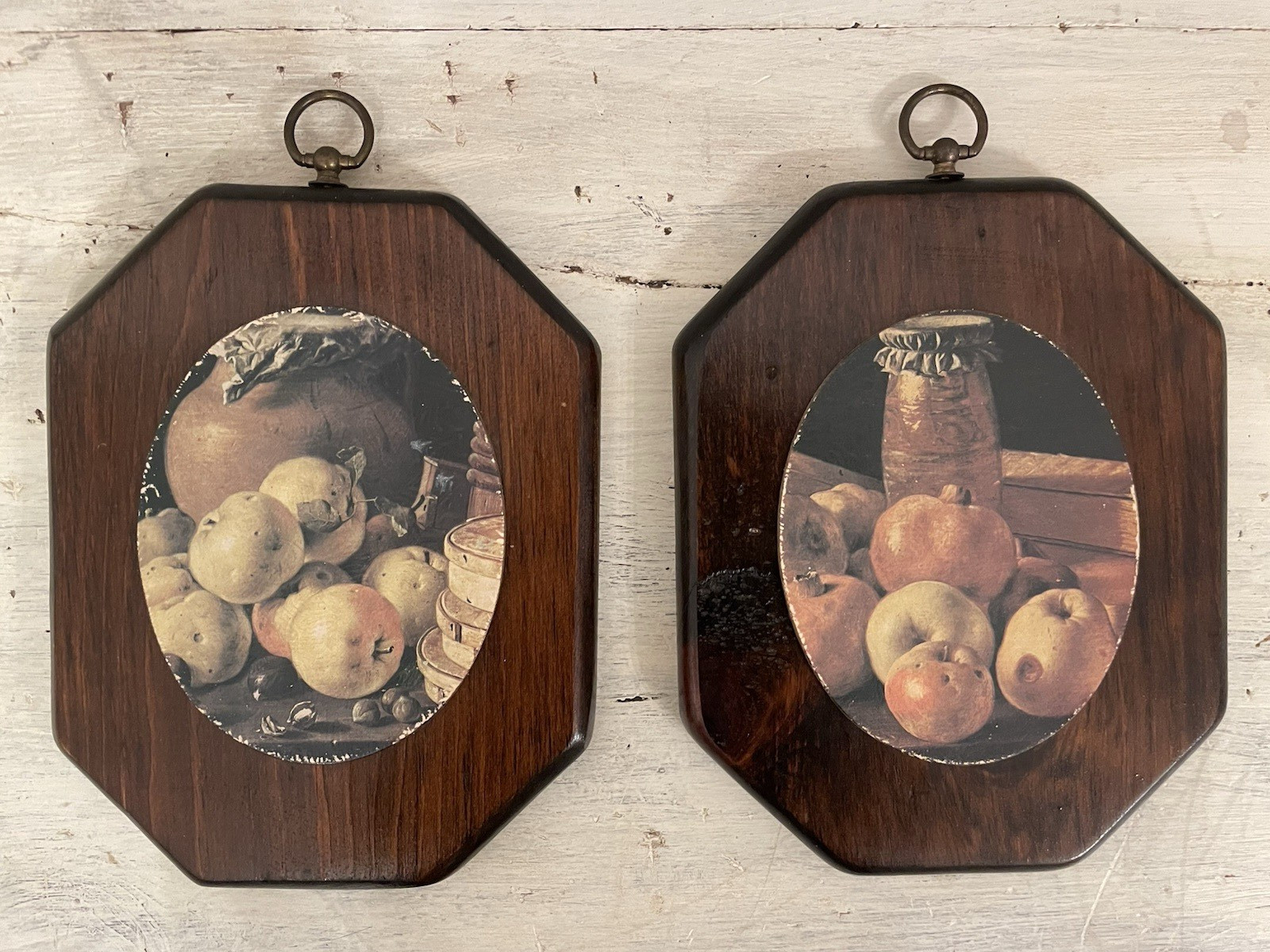 2 Vtg Dark Wood Plaques Still Life Prints Wall Hanging Rustic Farmhouse 1970’s 2 Vtg Dark Wood Plaques Still Life Prints Wall Hanging Rustic Farmhouse 1970’s