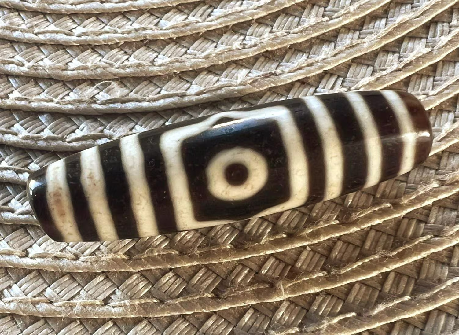 SUPER TOP Exceptional Ancient Like Quality Tibetan Agate Stone DZI Bead with 3 E SUPER TOP Exceptional Ancient Like Quality Tibetan Agate Stone DZI Bead with 3 E