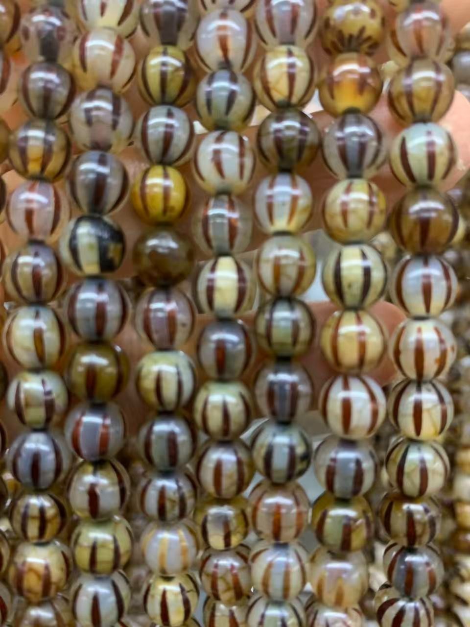 230 Pcs Beautiful Tibetan Natural Agate Dzi *Striped* 8mm Round Beads 230 Pcs Beautiful Tibetan Natural Agate Dzi *Striped* 8mm Round Beads