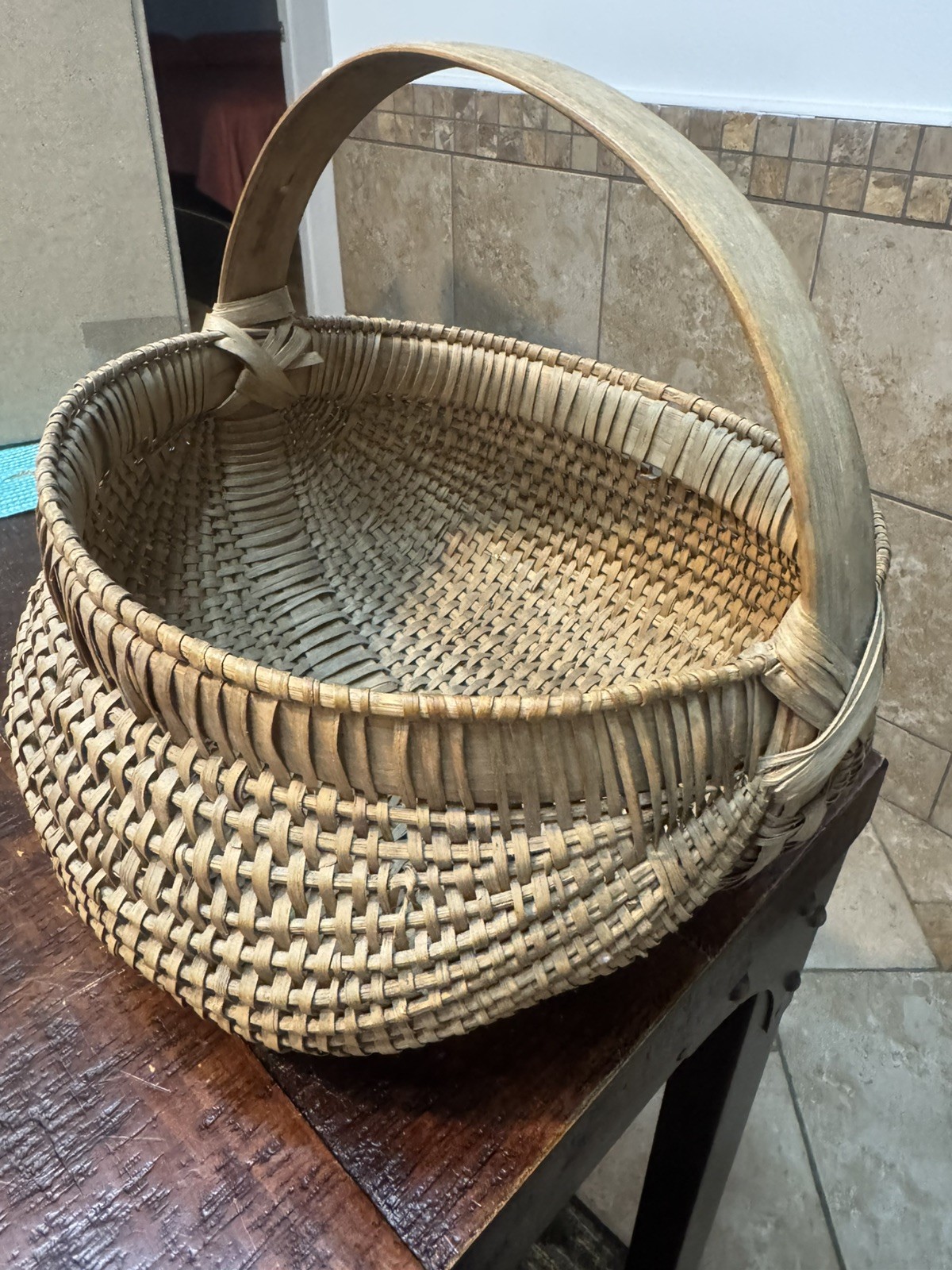 Antique Primitive Maine Split Oak Buttocks Egg Basket, Late 1800’s Antique Primitive Maine Split Oak Buttocks Egg Basket, Late 1800’s