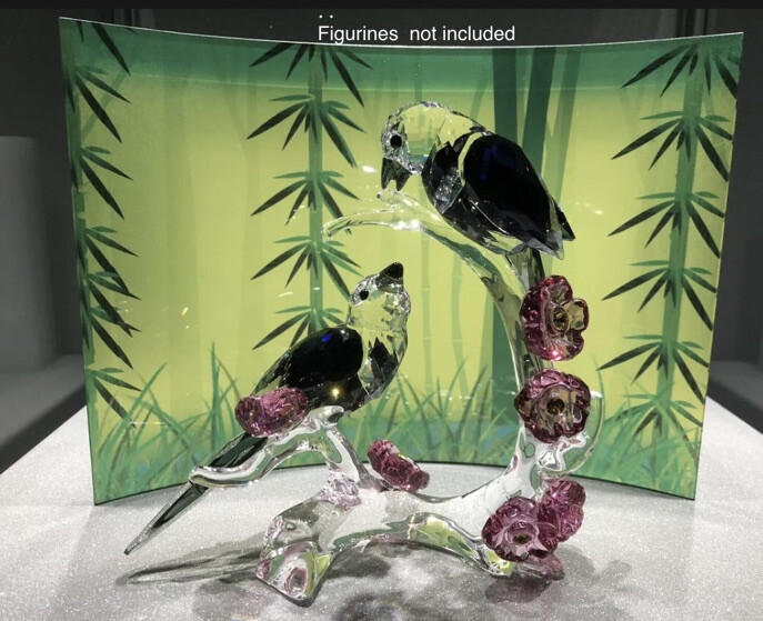 Swarovski scs Bird Lion giraffe Wild Life Crystal Display Read Description Swarovski scs Bird Lion giraffe Wild Life Crystal Display Read Description