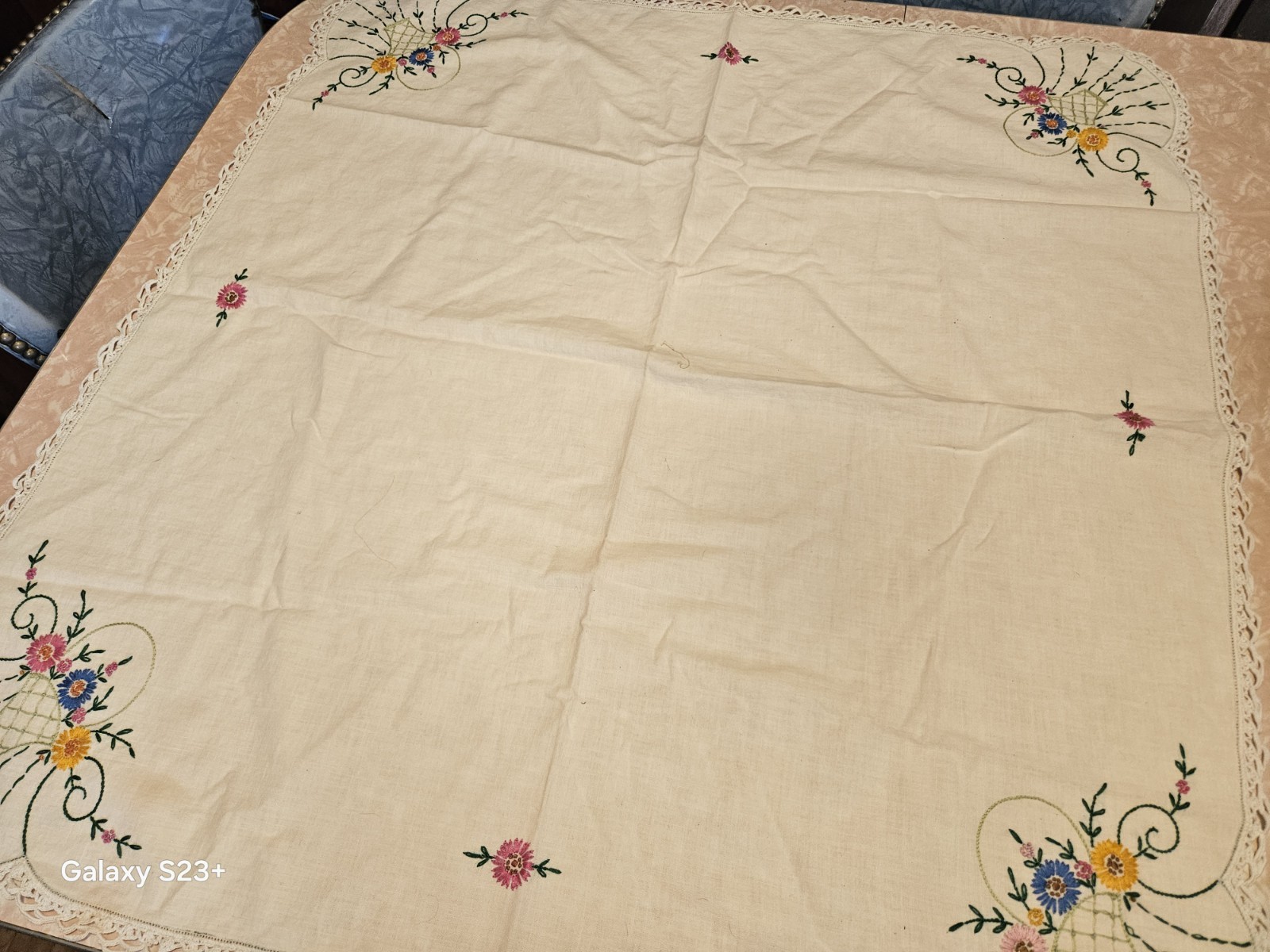 vintage embroidered table scarf vintage embroidered table scarf