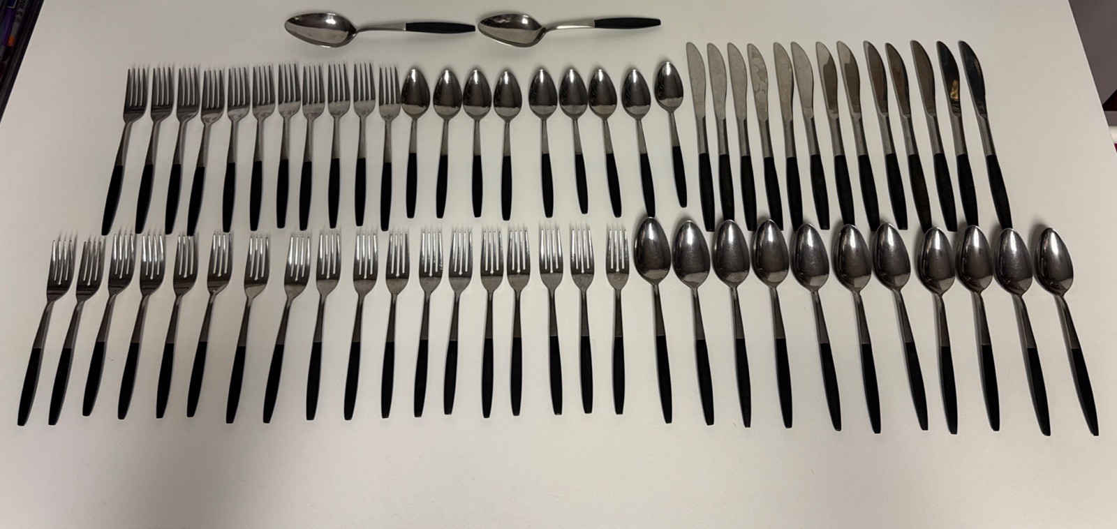 Kingston Stainless Japan 64 Pieces MCM Silverware Flatware Black Handles Set