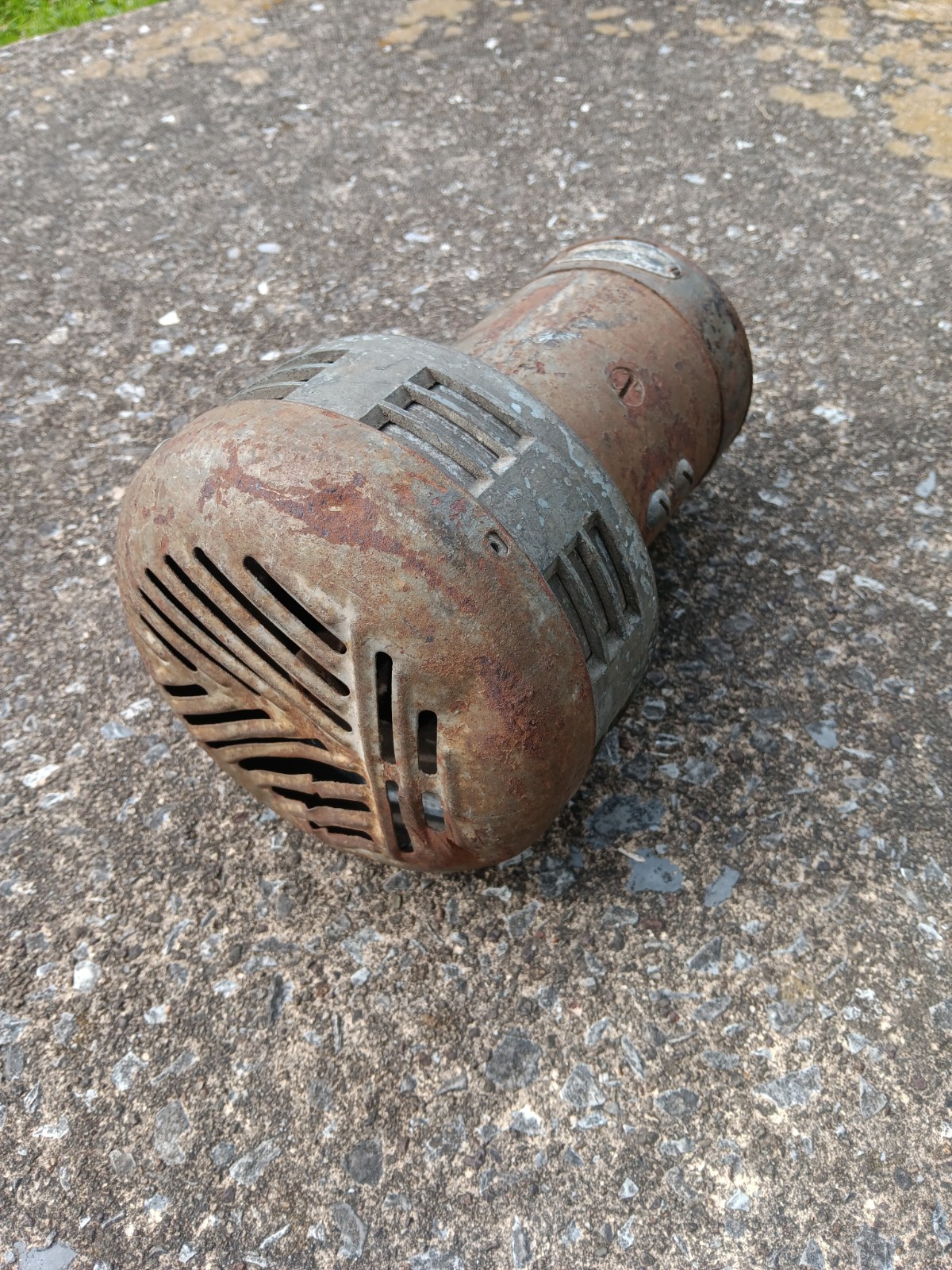 Vintage Federal Model 28 12 Volt Siren, Vintage Federal Fire Truck Siren Vintage Federal Model 28 12 Volt Siren, Vintage Federal Fire Truck Siren