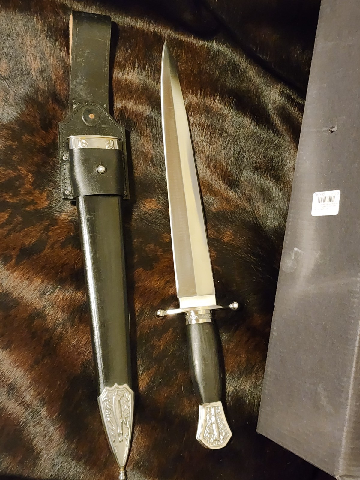 Cold Steel Arkansas Toothpick Dagger 88GTP Leather Scabbard Cold Steel Arkansas Toothpick Dagger 88GTP Leather Scabbard