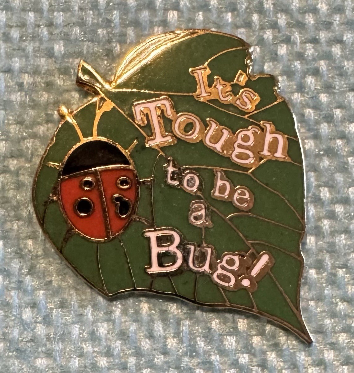 Walt Disney World 2001 Disney Pixar IT'S TOUGH TO BE A BUG Leaf Pin Walt Disney World 2001 Disney Pixar IT'S TOUGH TO BE A BUG Leaf Pin