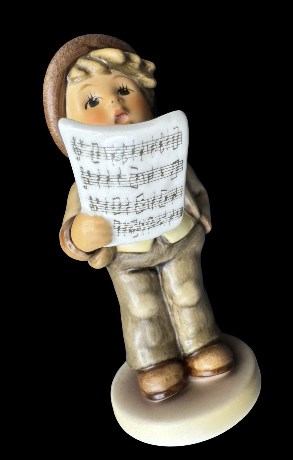 Hummel 846 Hitting the High Note Club Exclusive Singing Figurine 4" Hummel 846 Hitting the High Note Club Exclusive Singing Figurine 4"