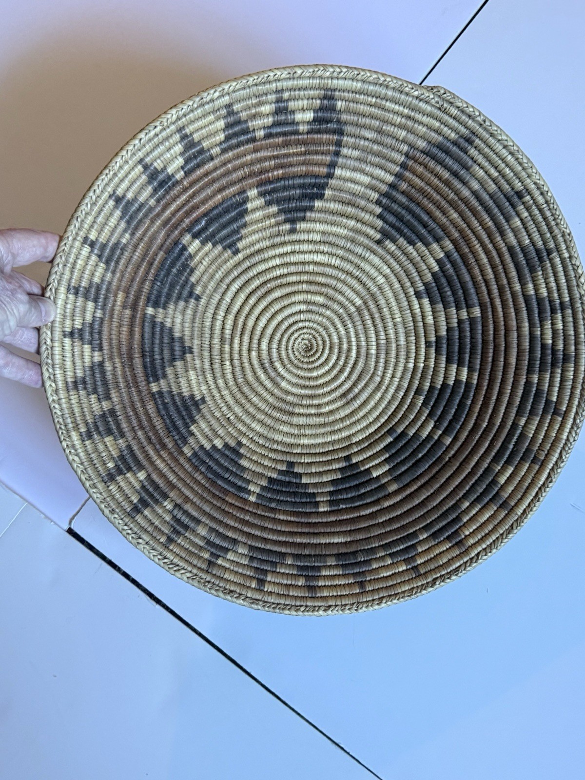 Native American Navajo Vintage,Wedding Basket. Native American Navajo Vintage,Wedding Basket.