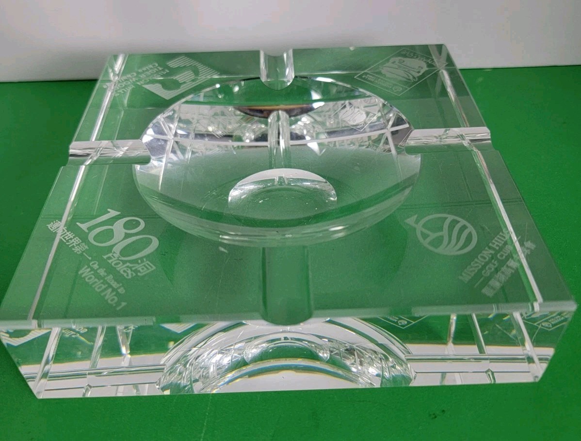 Rare Tiger Woods Mission Hills China Challenge Crystal Cigar Ashtray Memorabilia Rare Tiger Woods Mission Hills China Challenge Crystal Cigar Ashtray Memorabilia