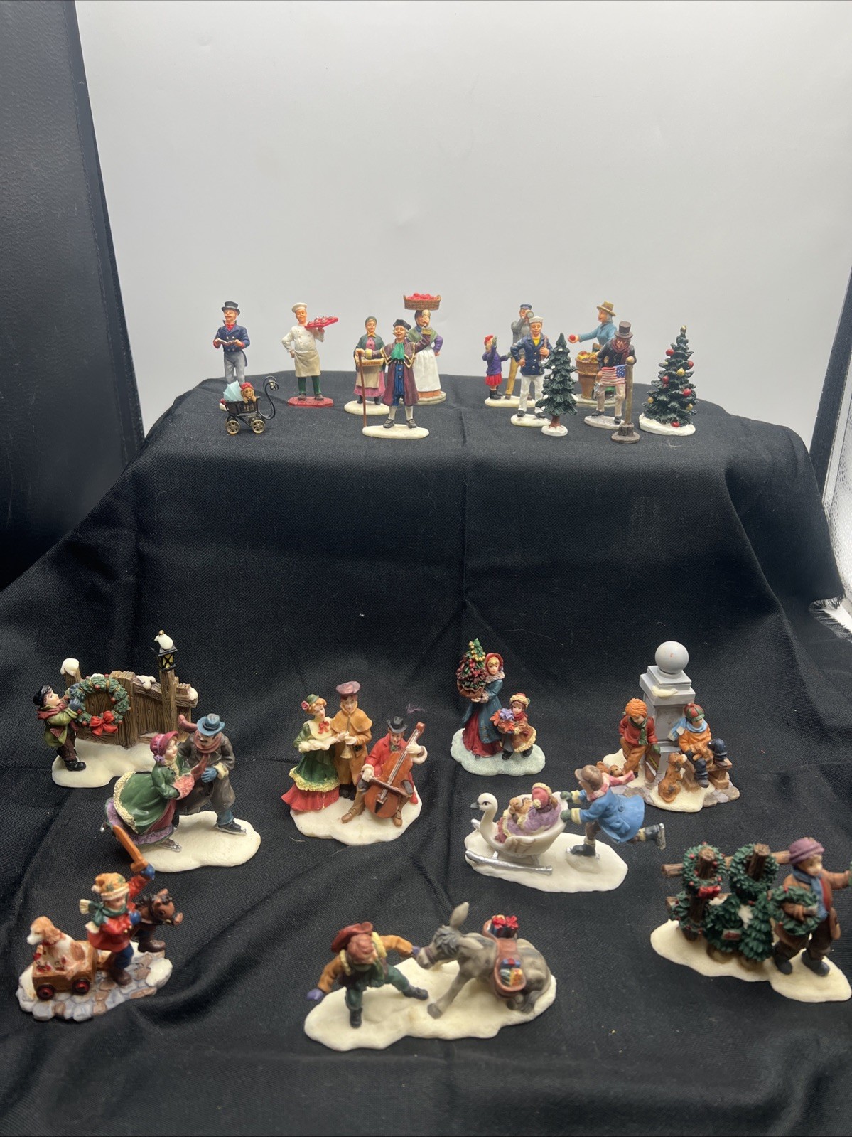 Lemax & O’Well Vintage Village Figurines Lot 22 Winter Scene Trees People Kids