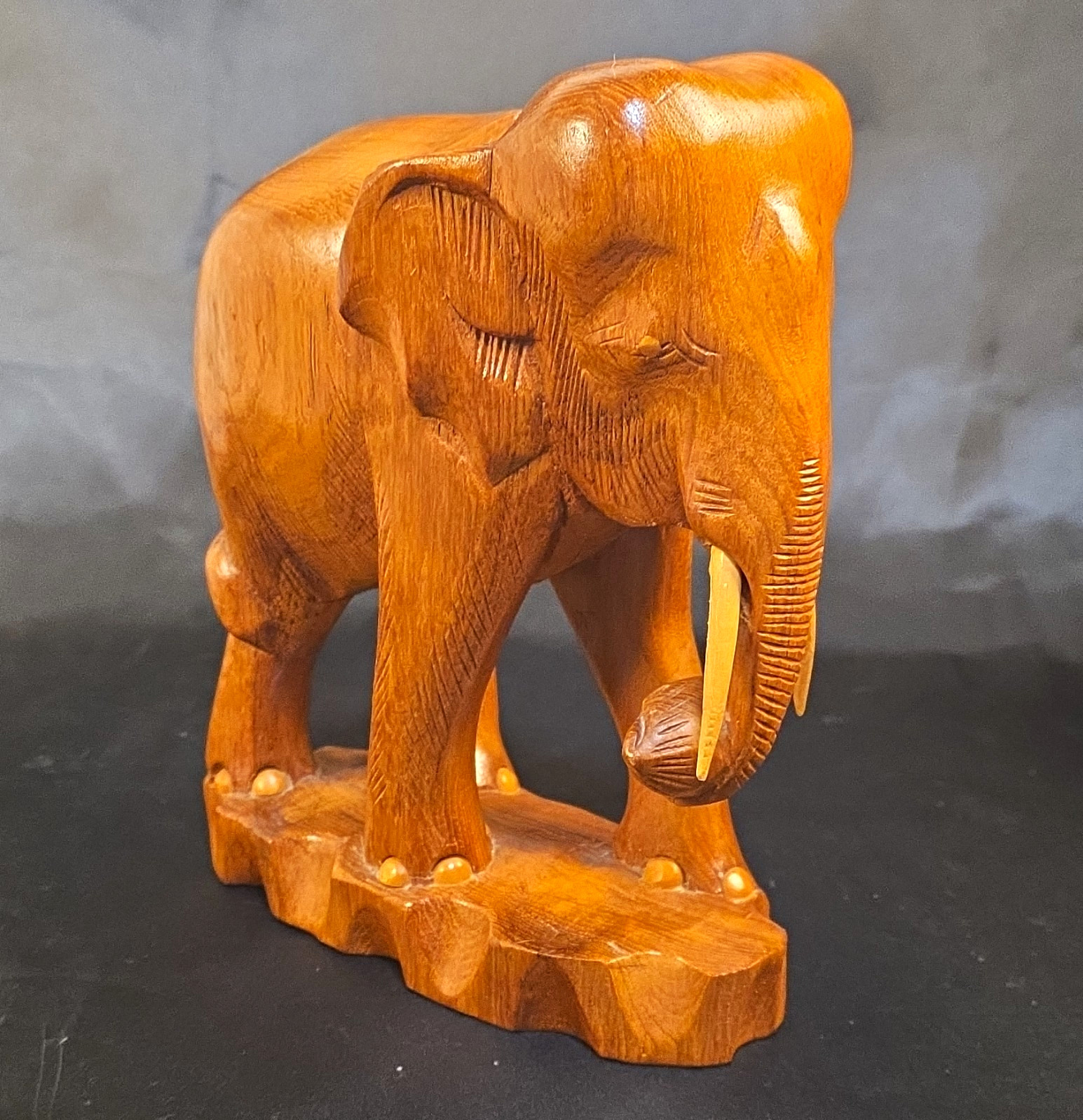 Vintage Hand Carved Wood Elephant Sculpture 10" Asian Art Statue Figurine Vintage Hand Carved Wood Elephant Sculpture 10" Asian Art Statue Figurine