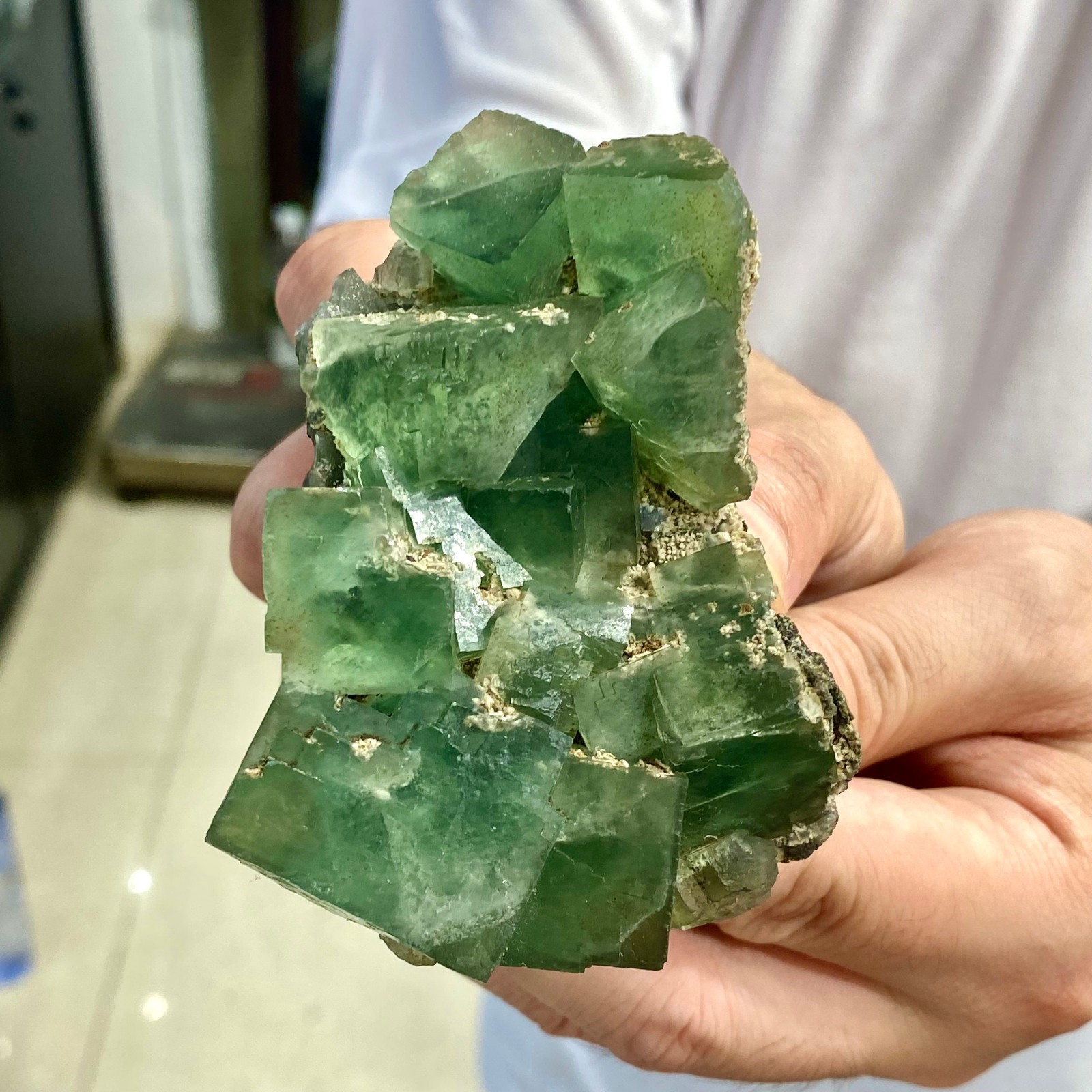 246G  Natural transparent green cubic fluorite mineral crystal sample/China.