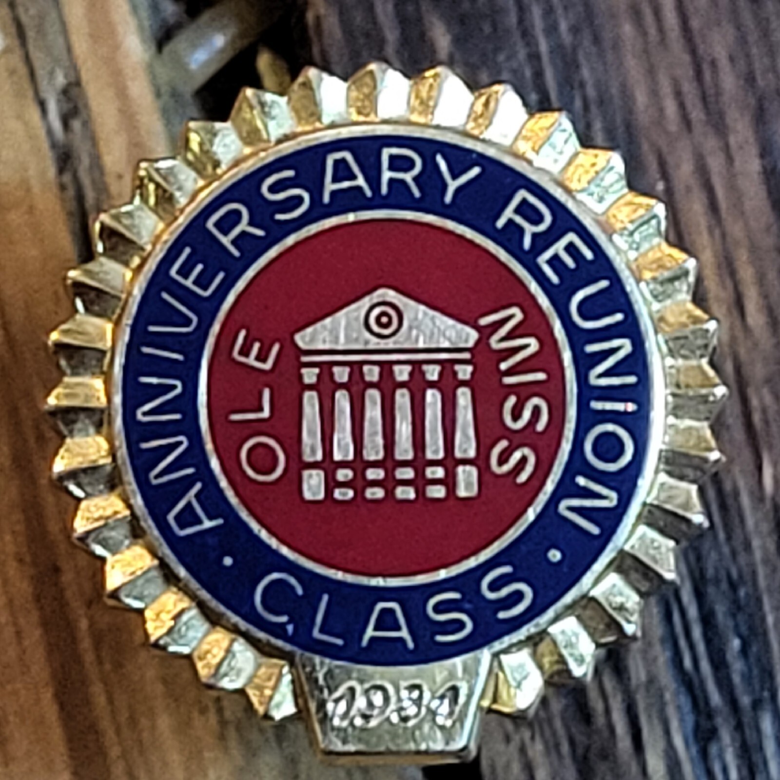 1931 Ole Miss Anniversary Reunion LGB Balfour 1/10 10k gold Lapel Pin 1931 Ole Miss Anniversary Reunion LGB Balfour 1/10 10k gold Lapel Pin