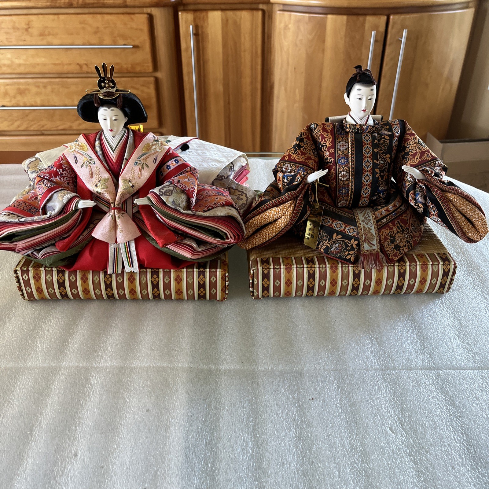 Vintage Japanese Hina Ningyo Doll Set Of 2 Emperor Empress Japan Platform Base Vintage Japanese Hina Ningyo Doll Set Of 2 Emperor Empress Japan Platform Base