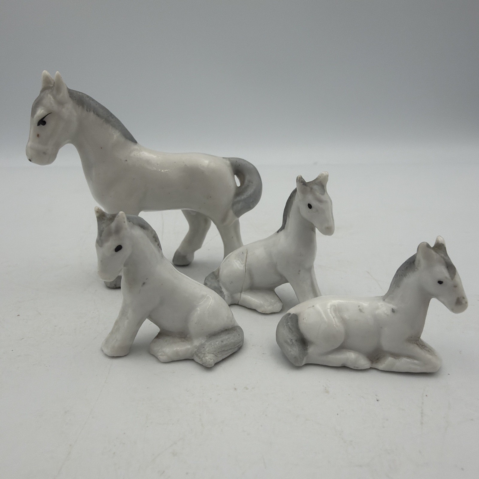 Antique Hertwig German Horse Figurine Lot Of 4 Miniature Glossy Dollhouse Antique Hertwig German Horse Figurine Lot Of 4 Miniature Glossy Dollhouse