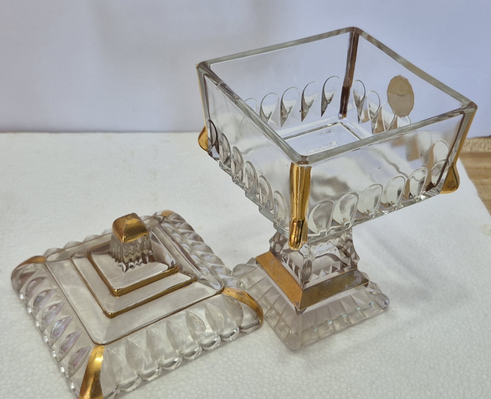 1950'S Jeanette WEDDING Glass Box with Lid 22 KT Gold