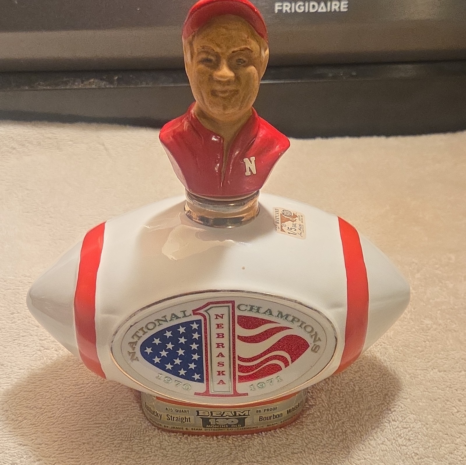 Vintage 1972 JIM BEAM Nebraska Cornhuskers National Champions 1970-1971 EMPTY Vintage 1972 JIM BEAM Nebraska Cornhuskers National Champions 1970-1971 EMPTY