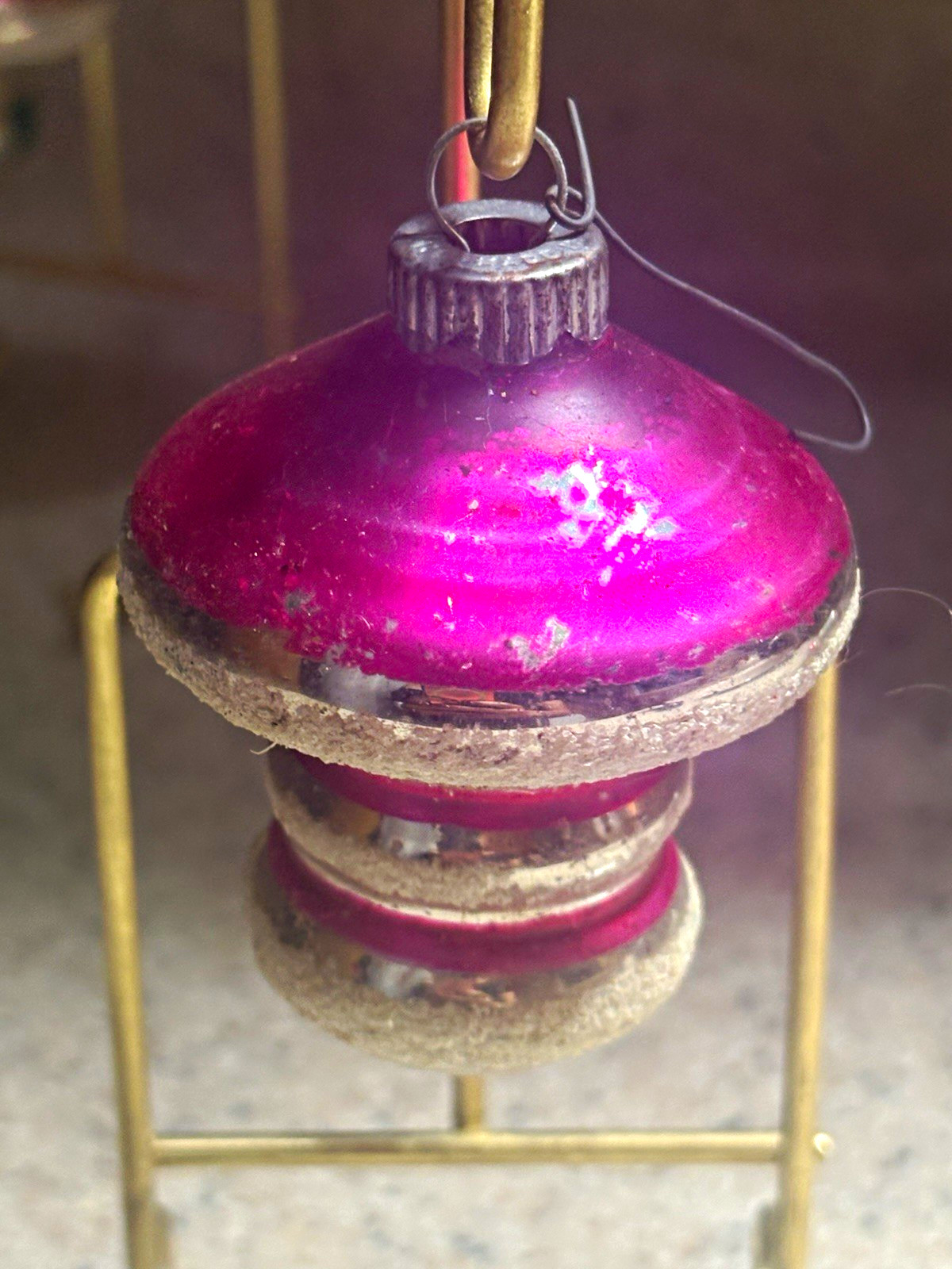 VTG 1950s Shiny Brite Ornaments Lot of 10 Tornado Lantern UFO Top Mica Glitter VTG 1950s Shiny Brite Ornaments Lot of 10 Tornado Lantern UFO Top Mica Glitter