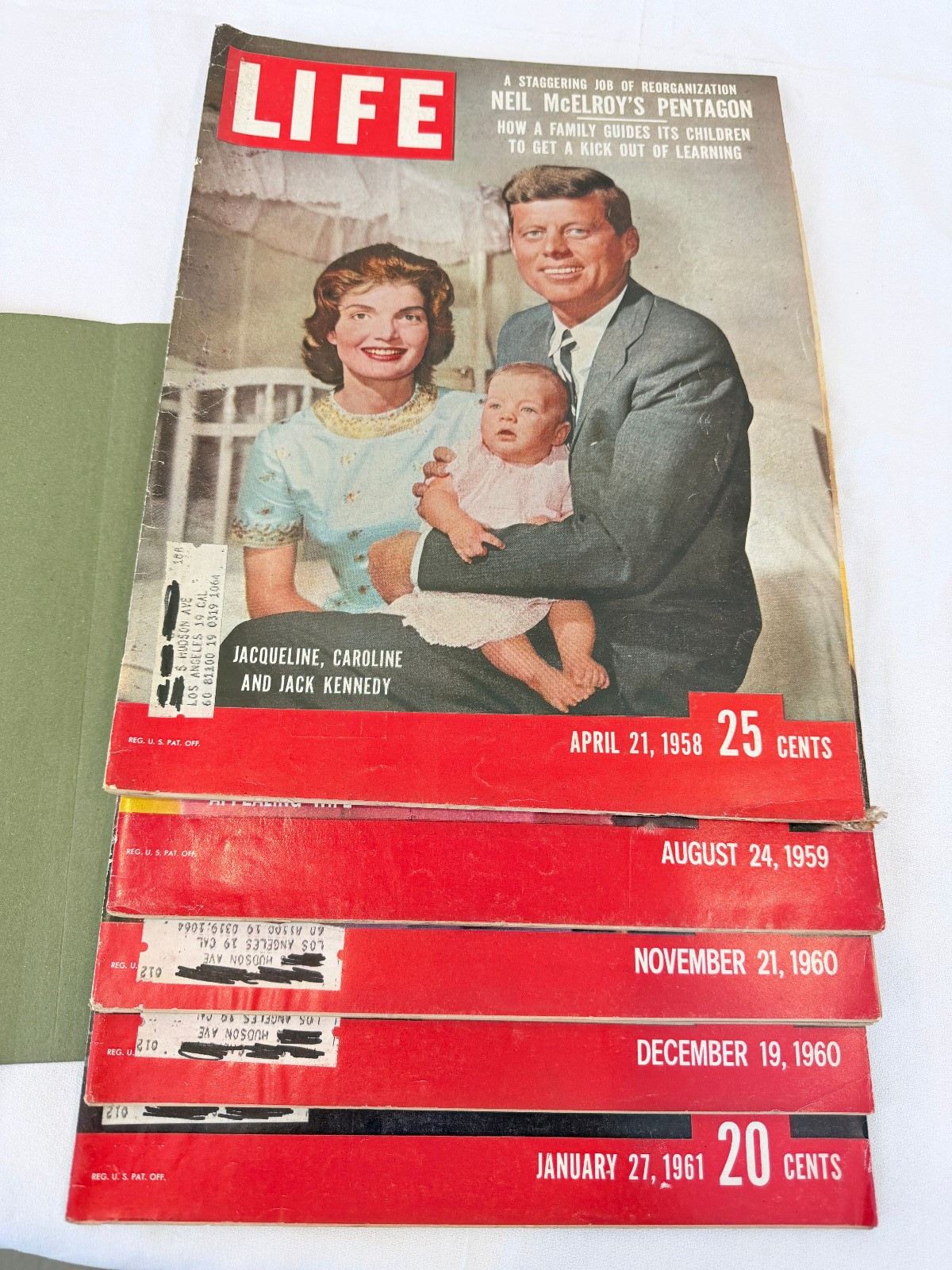 LIFE Magazine Kennedy Lot 1958‑1961 Pre‑Inauguration JFK Jackie Family (5) LIFE Magazine Kennedy Lot 1958‑1961 Pre‑Inauguration JFK Jackie Family (5)