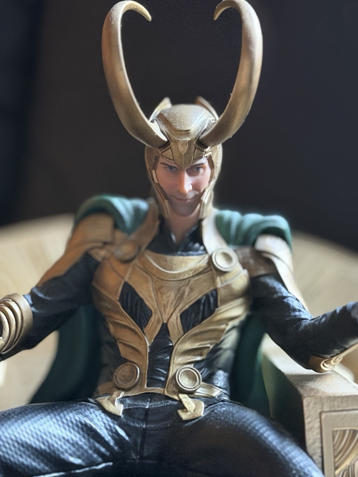 1/10 Scale Loki Statue Iron Studios 1/10 Scale Loki Statue Iron Studios