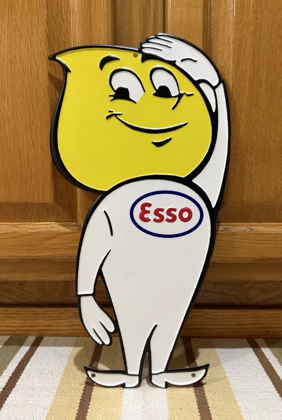 Esso Gas Oil Boy Guy Sign Garage Parts Tools Bar Pub Vintage Style Wall Decor Esso Gas Oil Boy Guy Sign Garage Parts Tools Bar Pub Vintage Style Wall Decor